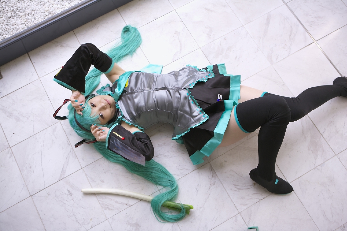 [Cosplay]  Vocaloid - Sexy Hatsune Miku